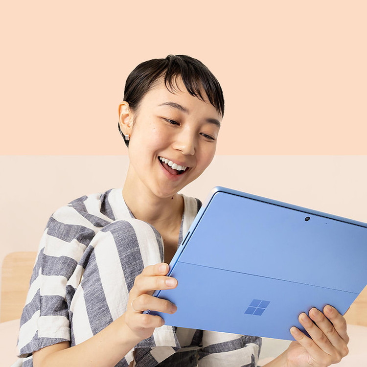 تبلت مایکروسافت مدل Surface Pro 9-i7 1255U ظرفیت 256 گیگابایت و رم 16 گیگابایت