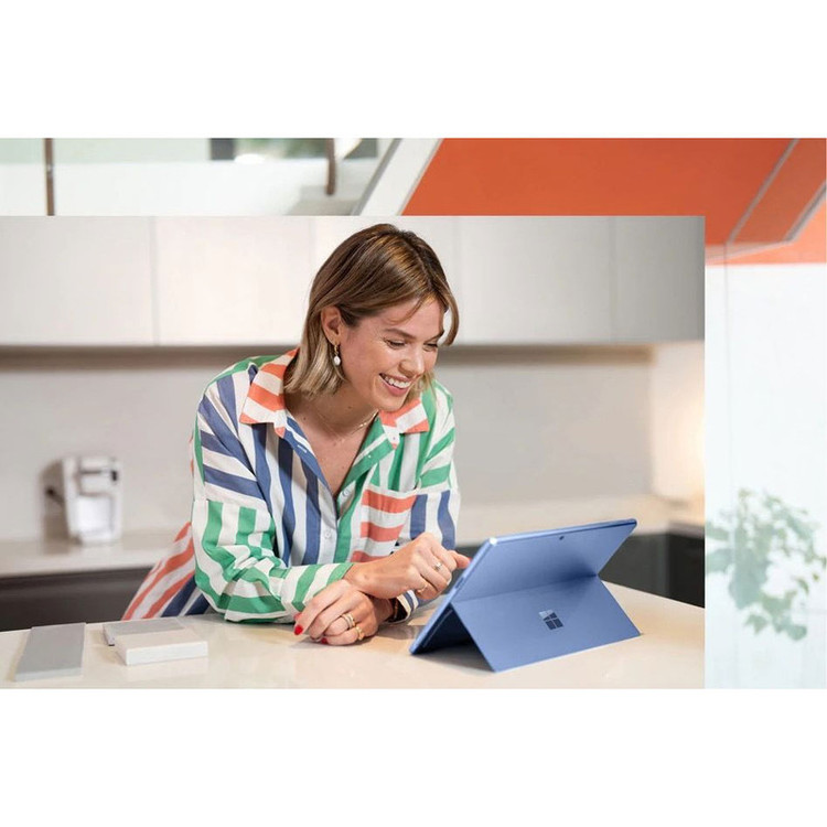 تبلت مایکروسافت مدل Surface Pro 9-i7 1255U ظرفیت 1 ترابایت و رم 32 گیگابایت