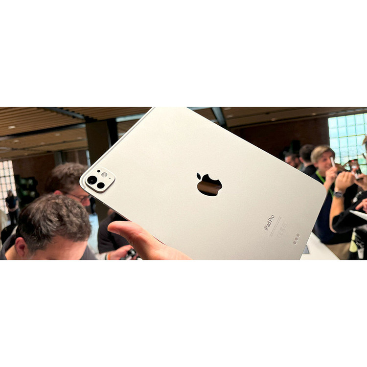 تبلت 11 اینچی اپل مدل iPad Pro 2024 M4 Wi-Fi Nano-Texture ظرفیت 1 ترابایت و رم 16 گیگابایت