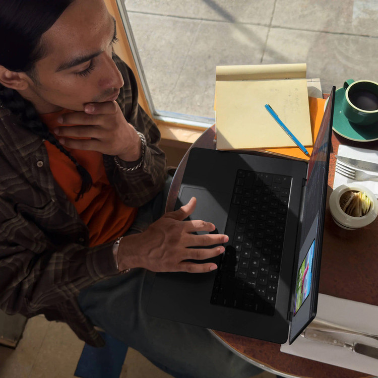 لپ تاپ 16.2 اینچی اپل مدل MacBook Pro MUW63 2023 LLA-M3 Max-48GB RAM-1TB SSD