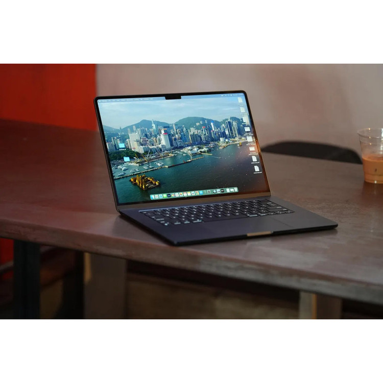 لپ تاپ 15.3 اینچی اپل مدل MacBook Air MXD43 2024 LLA-M3-16GB RAM-512GB SSD