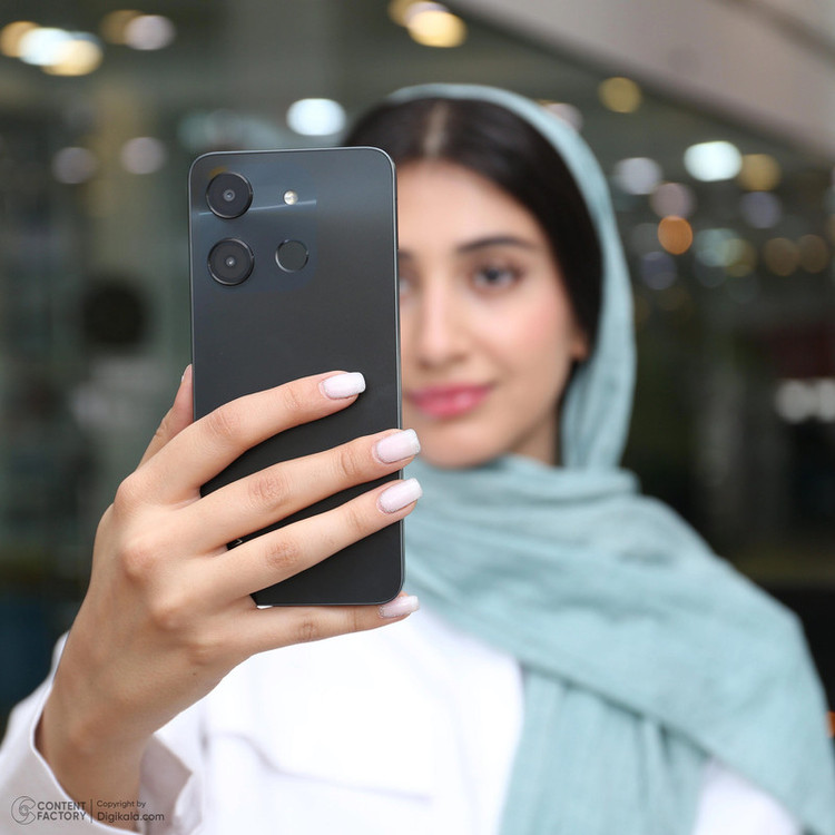 گوشی موبایل وکال مدل V0 دو سیم کارت ظرفیت 64 گیگابایت و رم 3 گیگابایت - به همراه قاب
