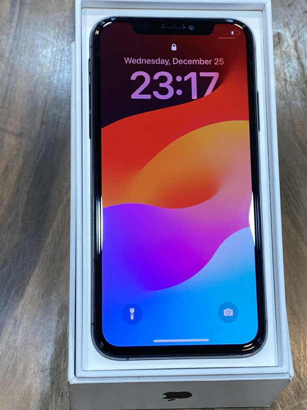 گوشی موبایل اپل مدل iPhone xs 64 گیگابایت(کارکرده)
