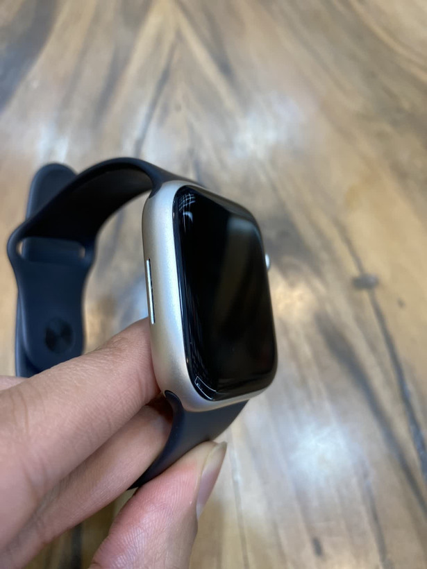 ساعت هوشمند اپل واچ سری 7 مدل 45mm Aluminum Case silicone Band(کارکرده)