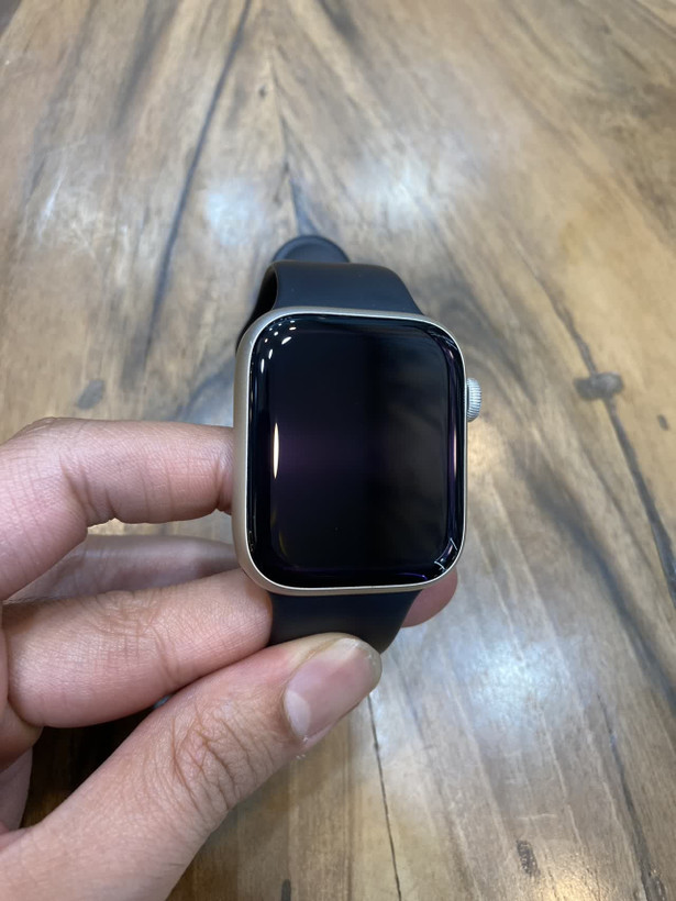 ساعت هوشمند اپل واچ سری 7 مدل 45mm Aluminum Case silicone Band(کارکرده)