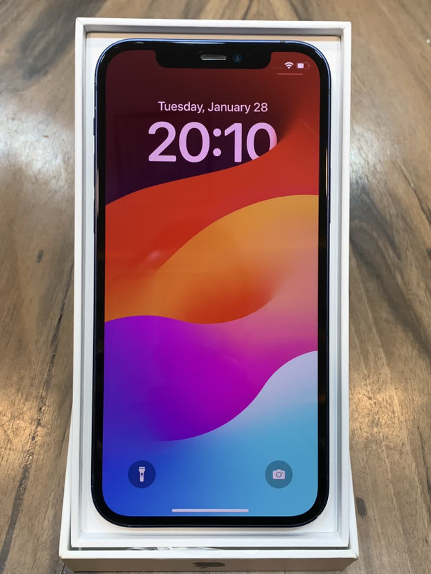 گوشی موبایل اپل مدل iPhone 12 ظرفیت 128 گیگابایت(کارکرده)