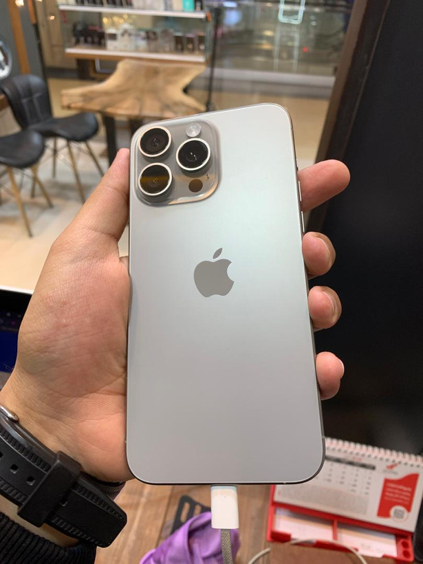 گوشی موبایل اپل مدل iPhone 15 Pro Max ظرفیت 256 گیگابایت(کارکرده)