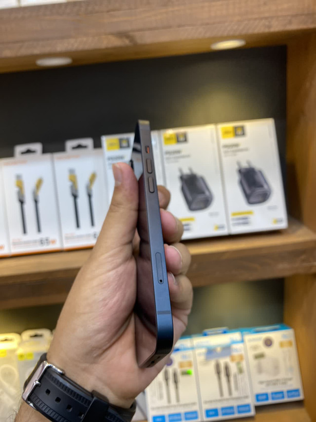 گوشی موبایل اپل IPHONE 13 کارکرده حافظه 128 دو سیمکارت CH/A بارجیستر
